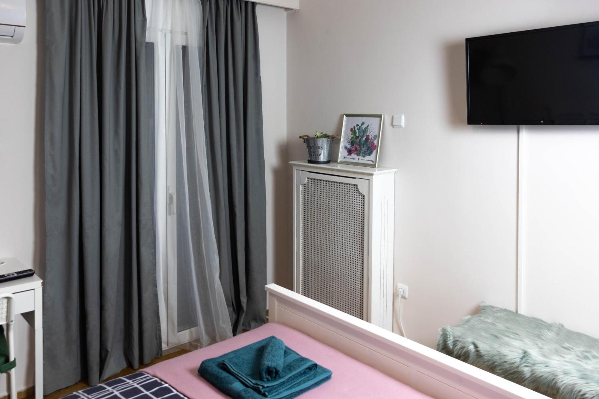 Appartement Cozy In The Center Of *